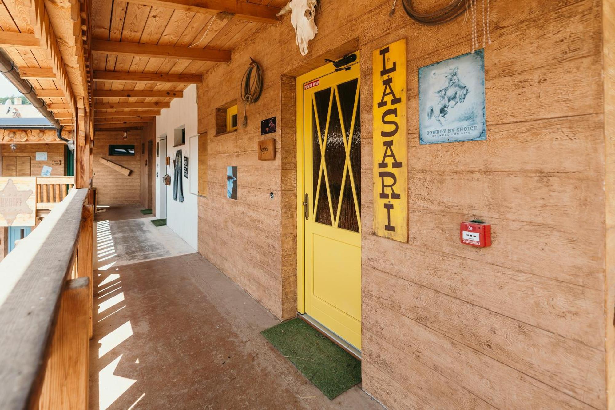 Ranch 13 - Western A Kone Nemšová Camera foto